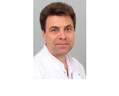 Dr. med. Jorge Riera Knorrenschild